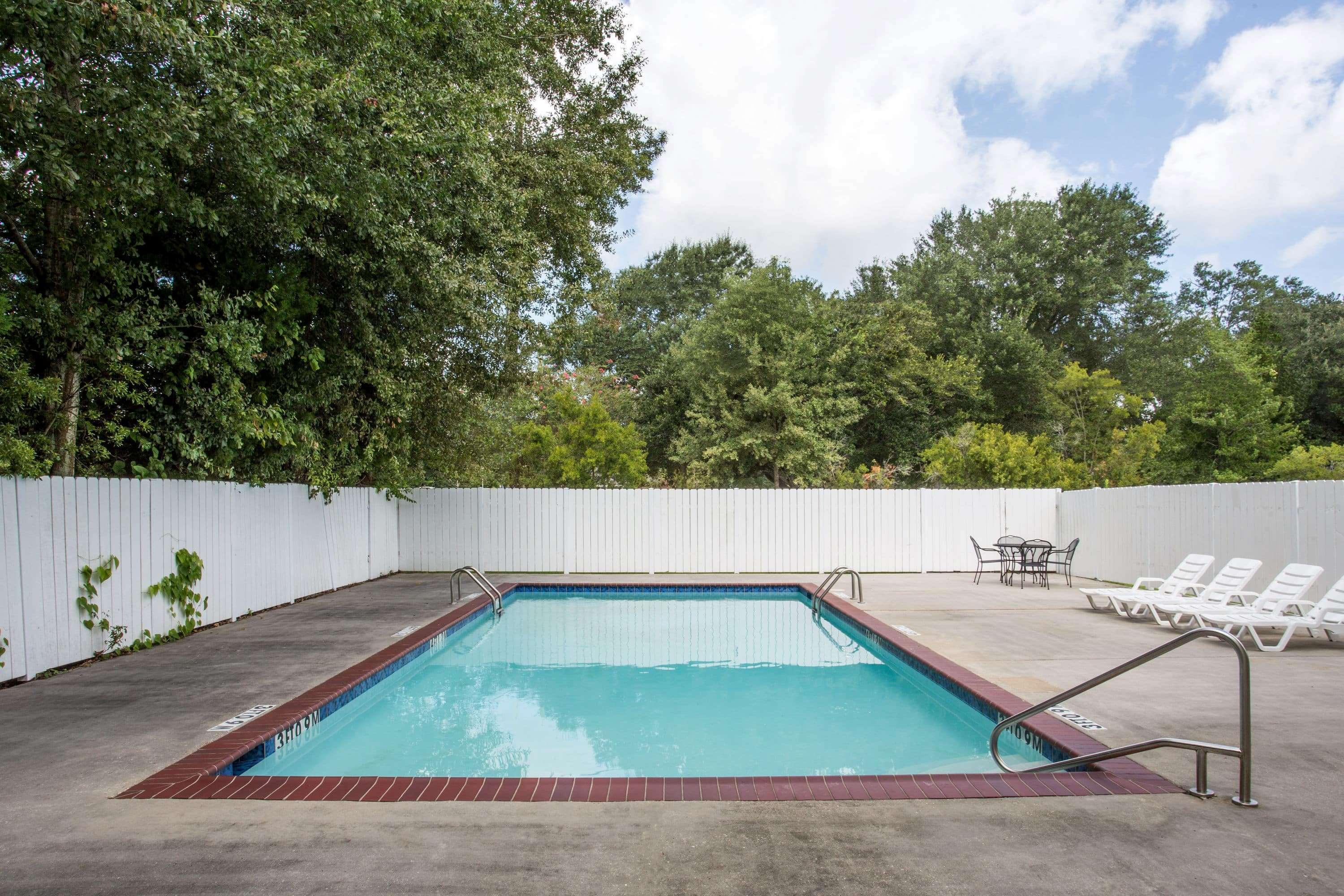 Howard Johnson By Wyndham Houma Exterior foto