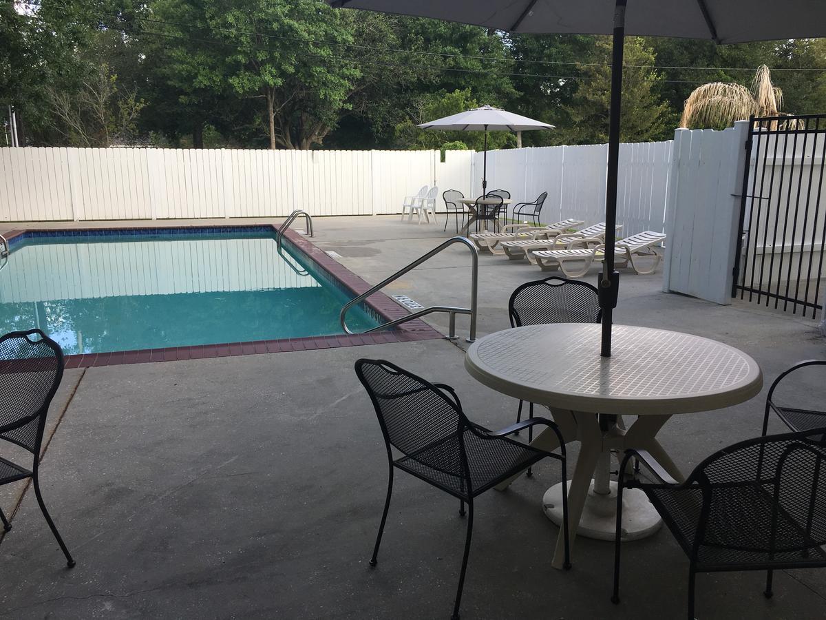 Howard Johnson By Wyndham Houma Exterior foto